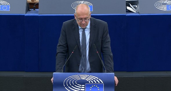 Το ευρωκοινοβούλιο στέλνει εξεταστική για τις υποκλοπές